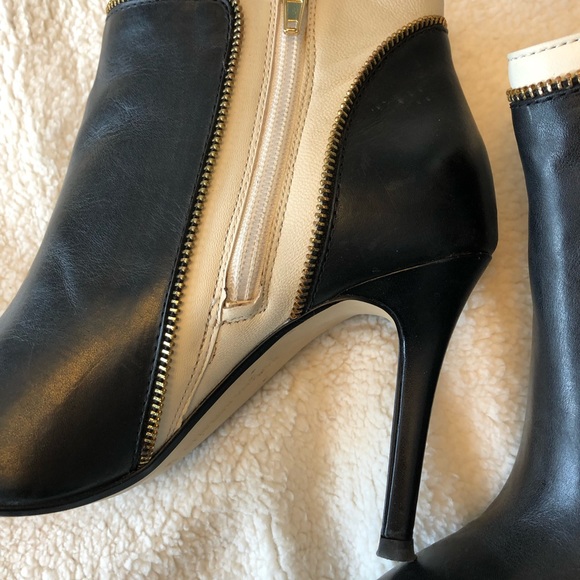 Banana Republic Leather Booties - Picture 3 of 4